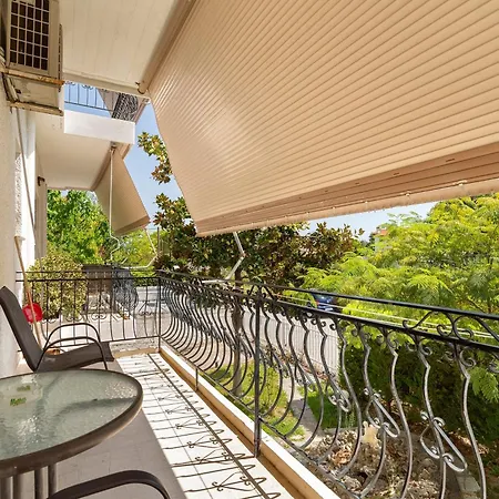 Rousetis Hotel apartamentowy 3*