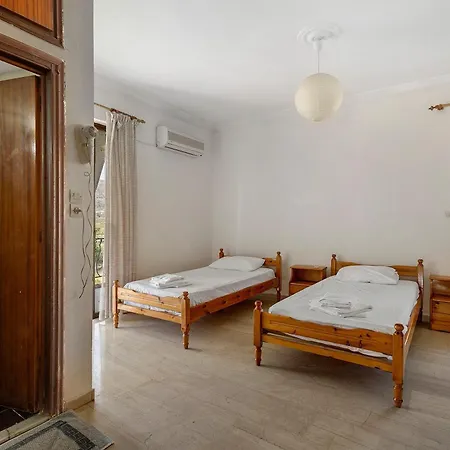 Hotel apartamentowy Rousetis Ejo