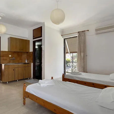 Hotel apartamentowy Rousetis Ejo
