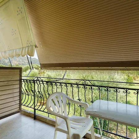 Rousetis Hotel apartamentowy 3*
