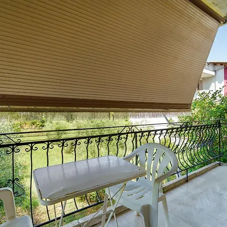Hotel apartamentowy Rousetis 3*