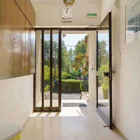 Hotel apartamentowy Rousetis Ejo