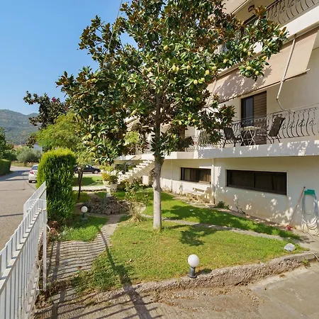 Rousetis Hotel apartamentowy 3*